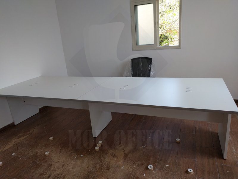 שולחן ישיבות מלבני לבן