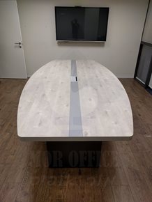 שולחן ישיבות סילבר ליין אפור מעושן